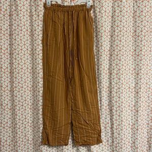 AE mustard linen pants!